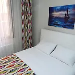 Istanberry - Paradise Two Bedroom アパートホテル 3*