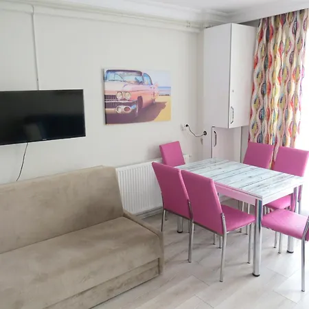 Istanberry - Paradise Two-bedroom With Elevator