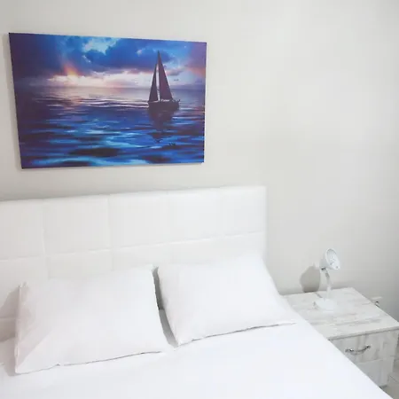 Istanberry - Paradise Two-bedroom With Elevator 3*