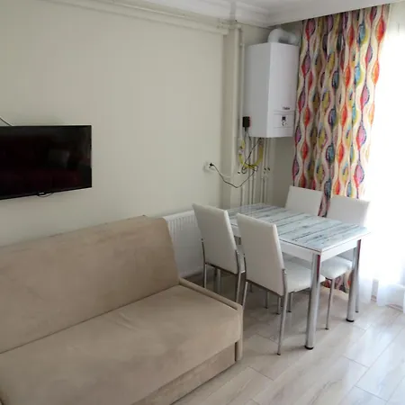 Istanberry - Paradise Two-bedroom With Elevator 3*